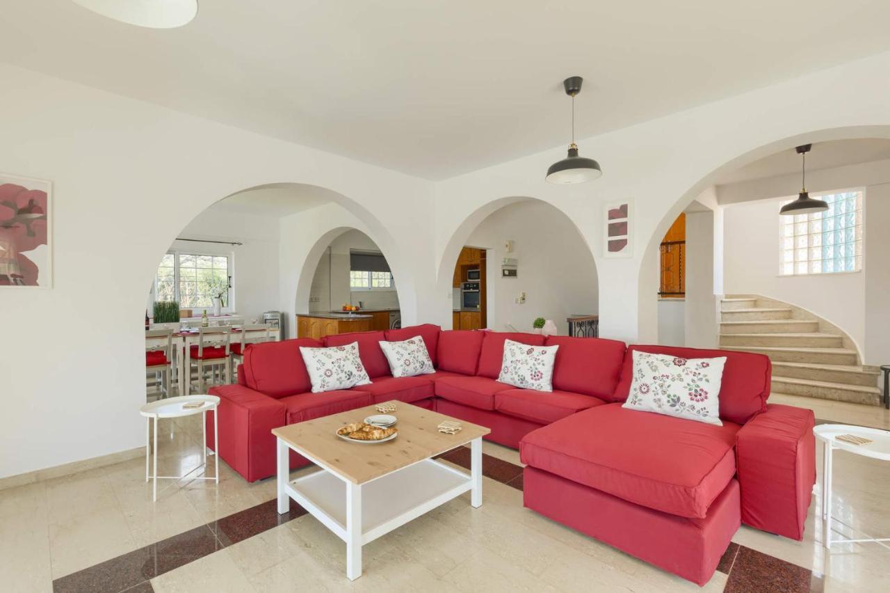 Villa Danae Coral Bay By Villa Plus ペイヤ エクステリア 写真
