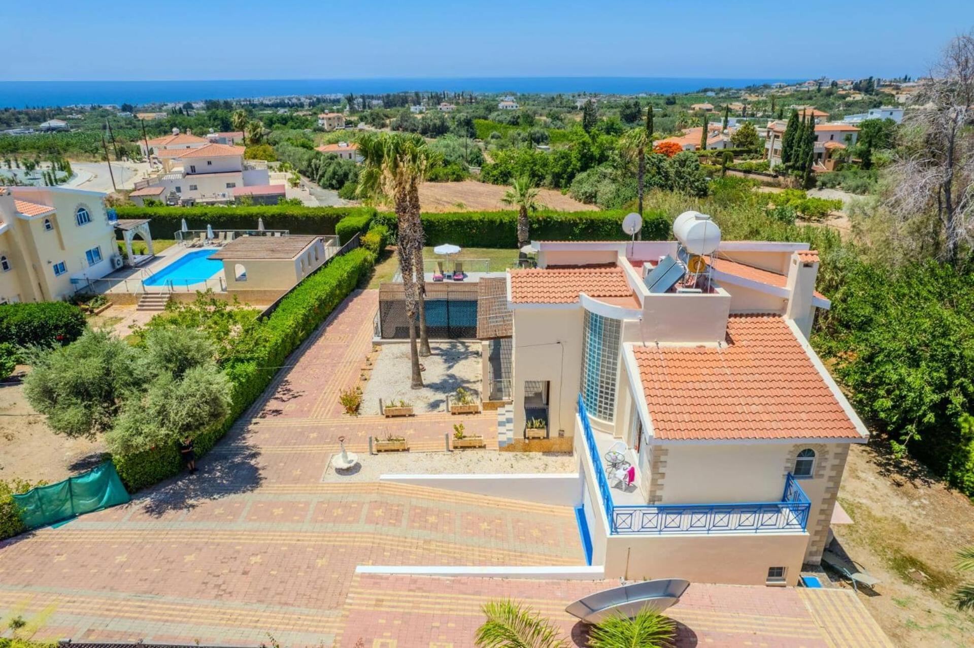 Villa Danae Coral Bay By Villa Plus ペイヤ エクステリア 写真