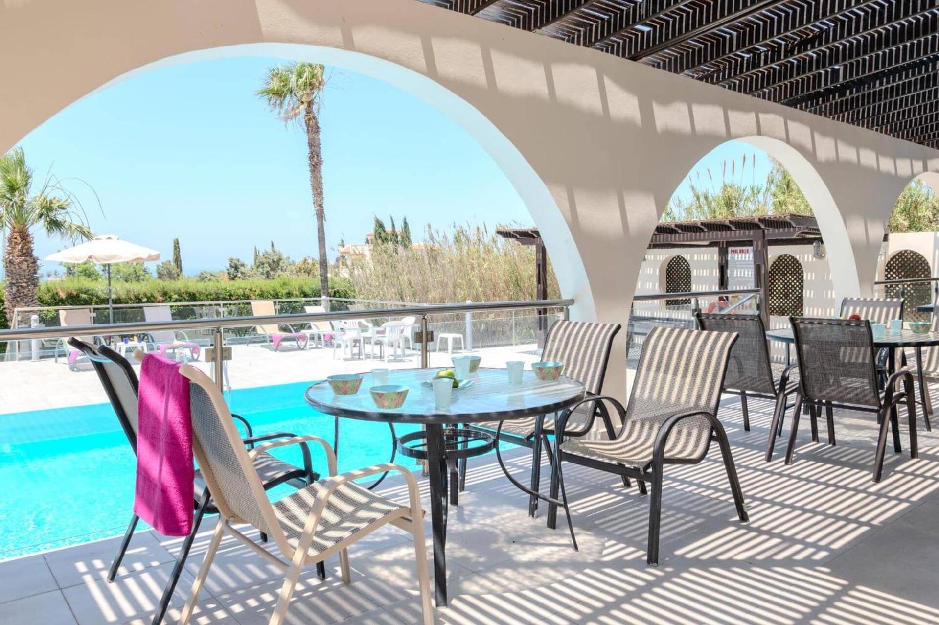 Villa Danae Coral Bay By Villa Plus ペイヤ エクステリア 写真