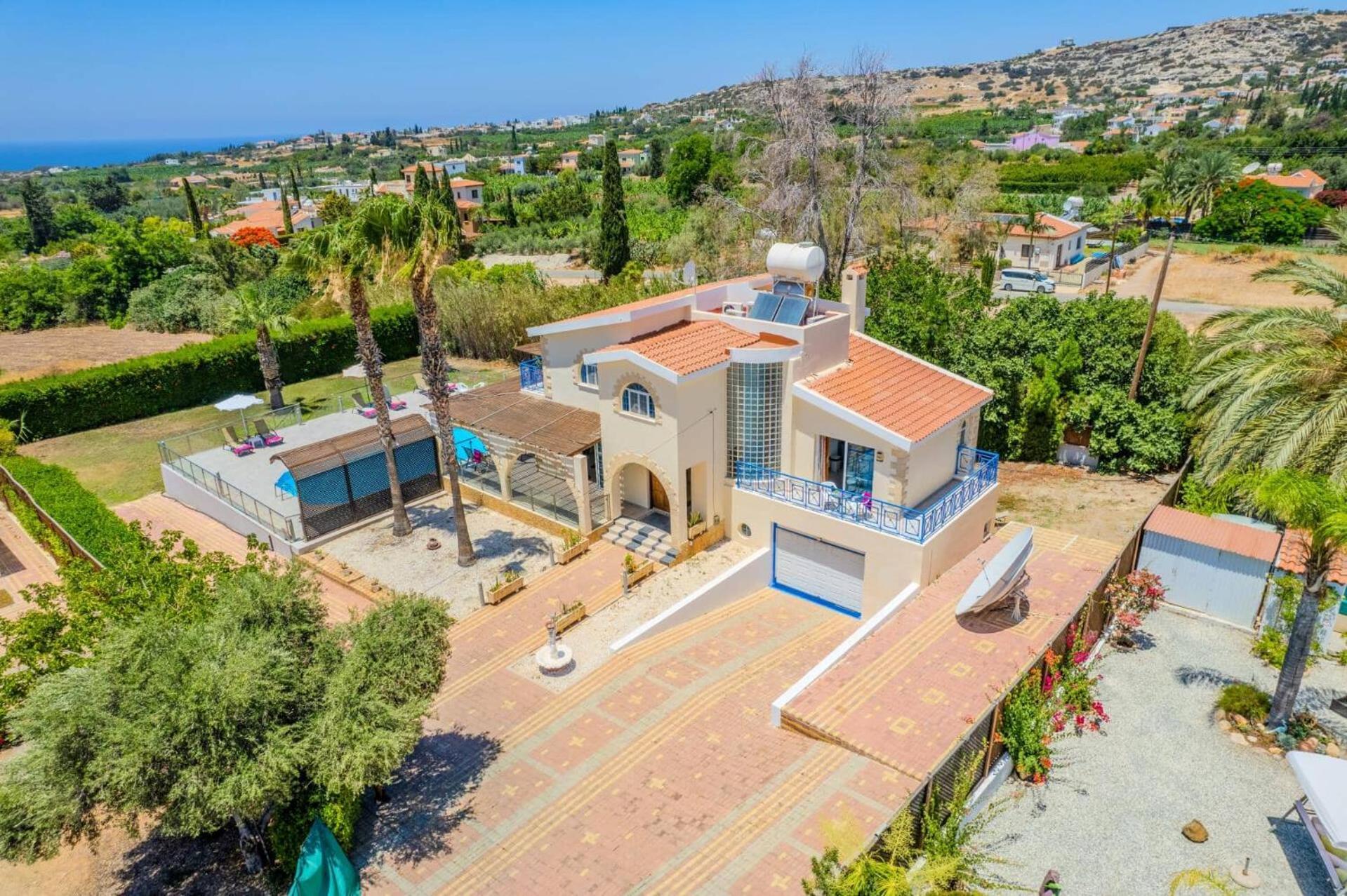 Villa Danae Coral Bay By Villa Plus ペイヤ エクステリア 写真